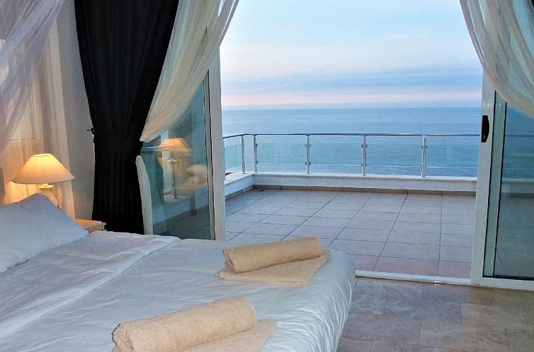 Vakantiehuis Villa "Meerblick" mit Infinity-Pool