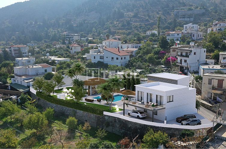 Vrijstaande woning in Girne