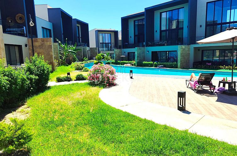 Appartement in Karaoğlanoğlu