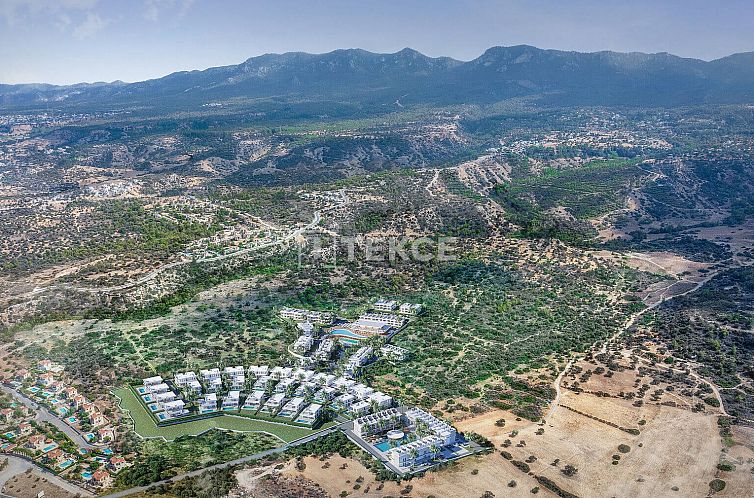 Geschakelde woning in Karaağaç