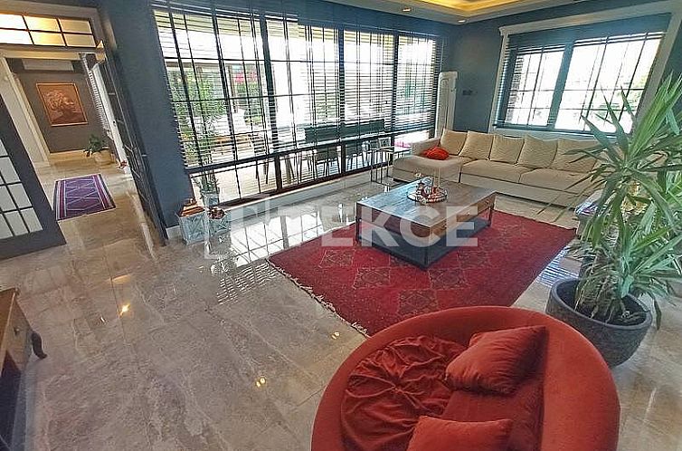 Vrijstaande woning in Girne