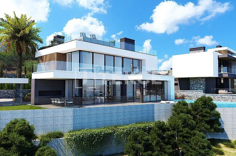 Vrijstaande woning in Girne