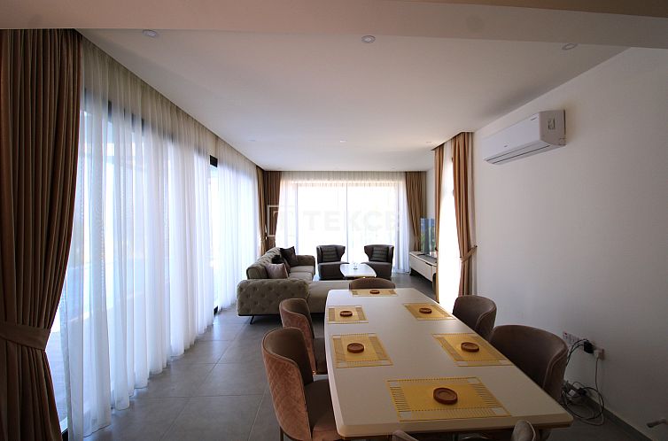 Vrijstaande woning in Girne