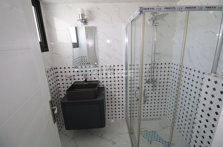 Vrijstaande woning in Girne