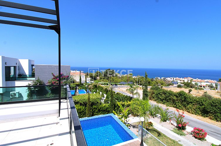 Vrijstaande woning in Girne