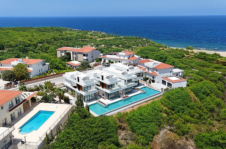 Vrijstaande woning in Girne