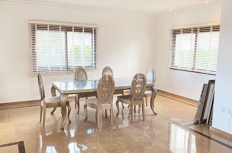 Vrijstaande woning in Girne