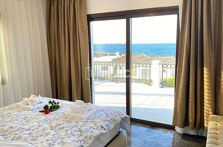 Vrijstaande woning in Girne