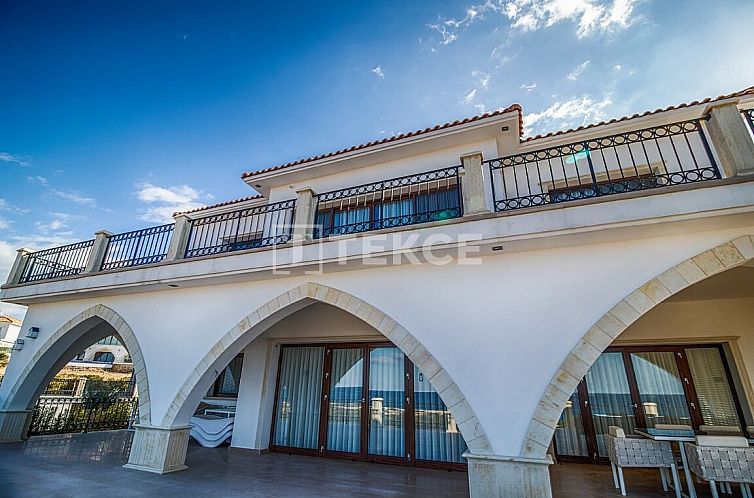 Vrijstaande woning in Girne