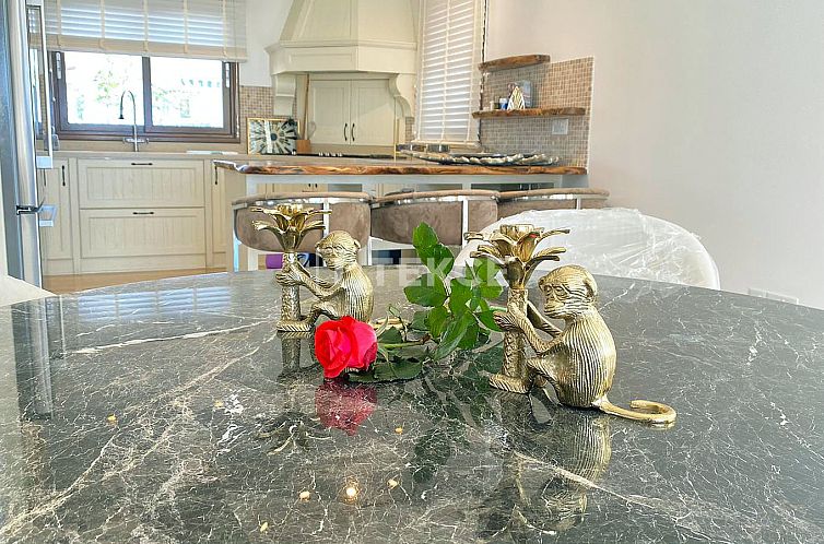 Vrijstaande woning in Girne