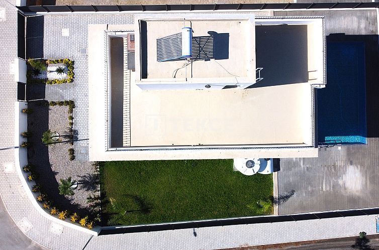 Vrijstaande woning in Girne