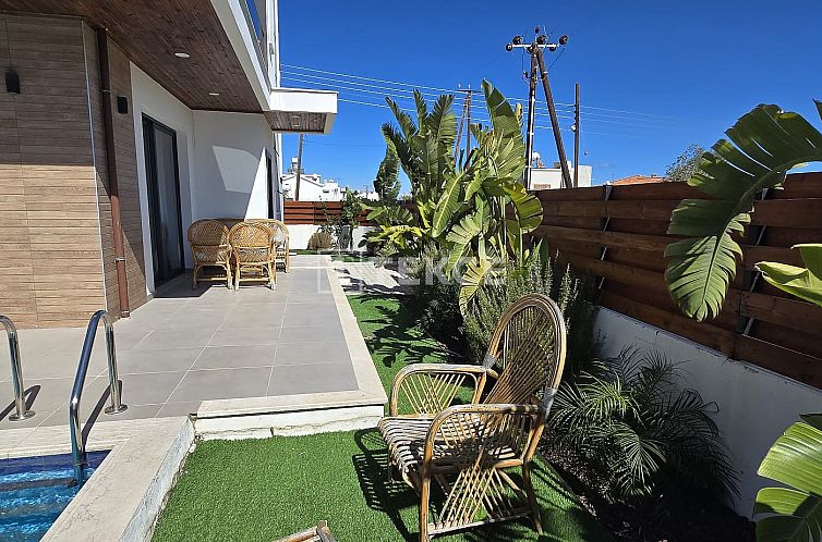 Vrijstaande woning in Girne