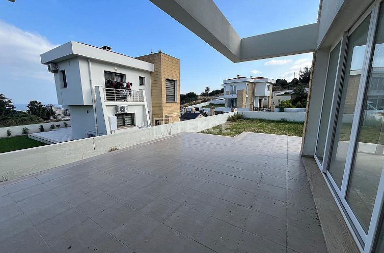Vrijstaande woning in Girne
