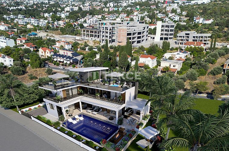 Vrijstaande woning in Girne