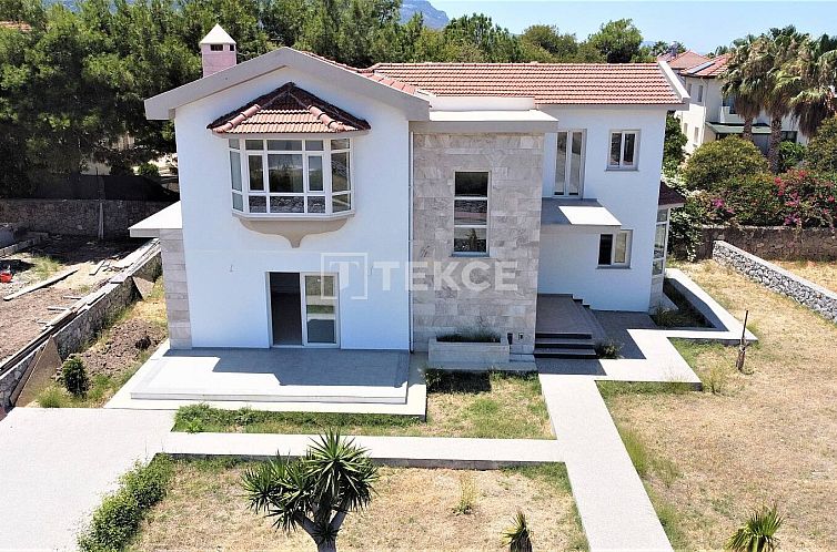 Vrijstaande woning in Girne