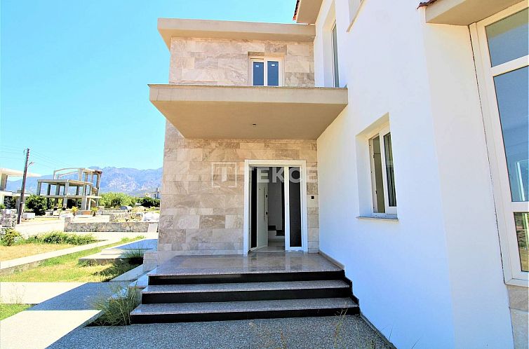 Vrijstaande woning in Girne