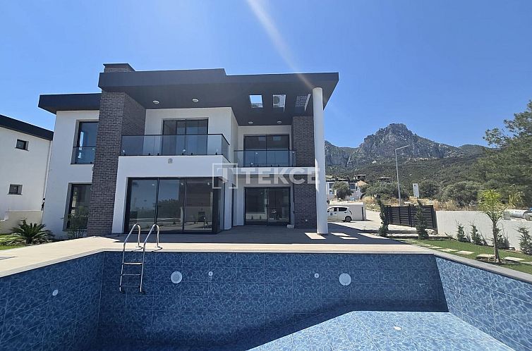 Vrijstaande woning in Girne