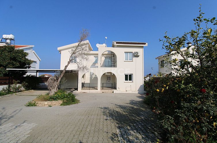 Vrijstaande woning in Girne