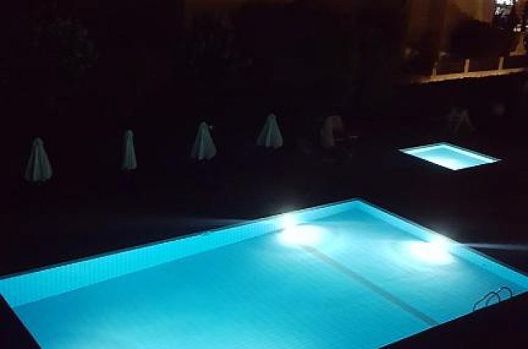 Mandalena Hotel Apartments