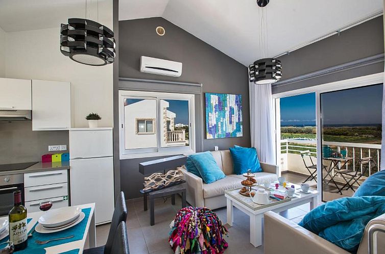 Nicholas Seaview Apartments