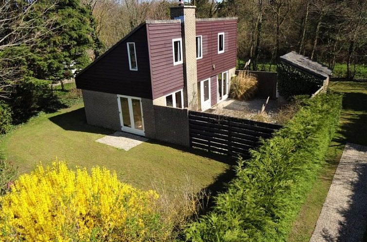 Vacation home De Krim Texel in De Cocksdorp with spacious garden and terrace on the Wadden Islands.