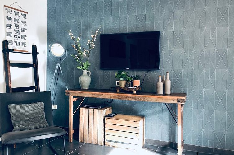 Unieke 12 pers. Farm Lodge De Muy op 'Hoeve Vianen'