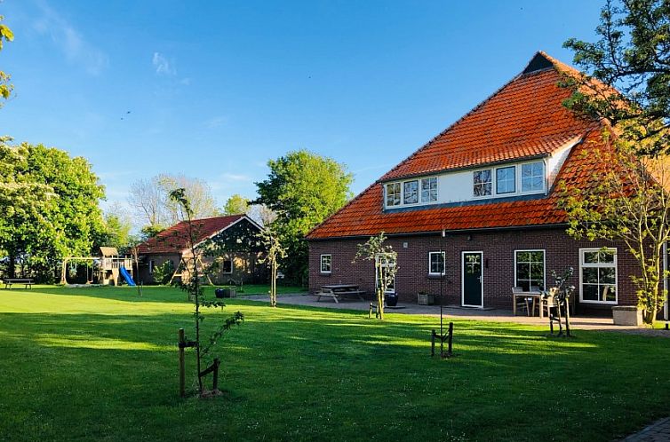 Unieke 12 pers. Farm Lodge De Muy op 'Hoeve Vianen'