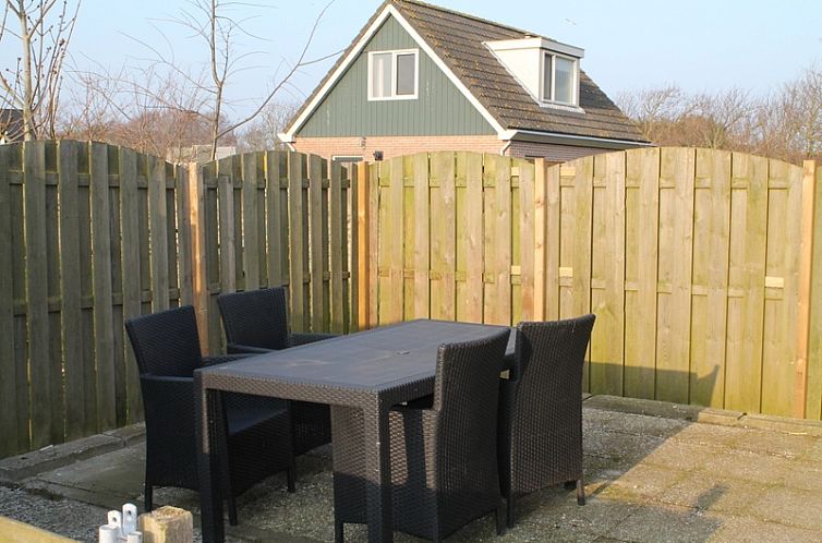 Onder de vuurtoren 115