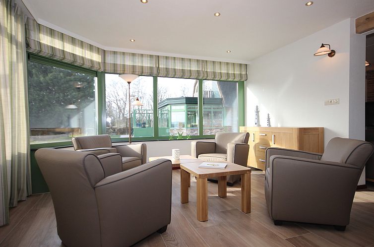 De Witte Hoek villa 128 met serre