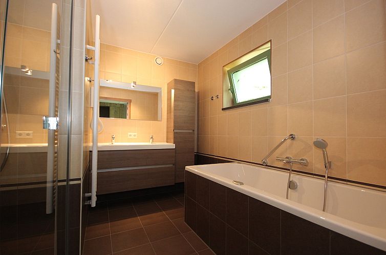 De Witte Hoek villa 170m2 138