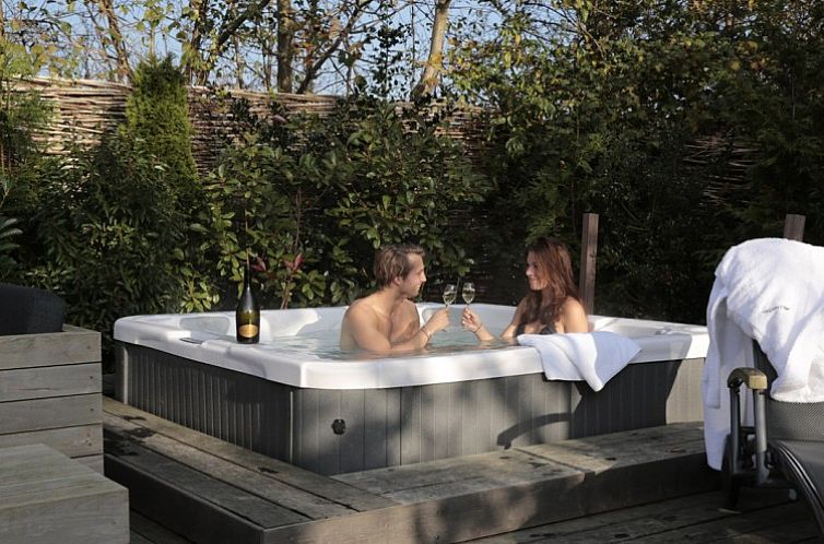 Duynzoom 4 whirlpool & Sauna