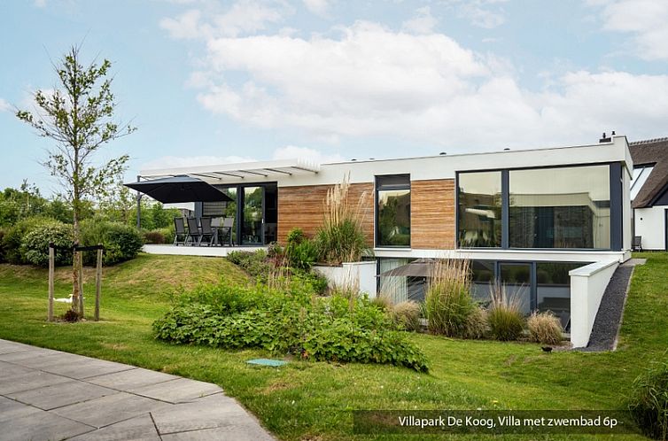 Luxe familievilla met zwembad