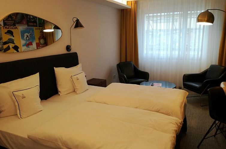 Hotel Empire