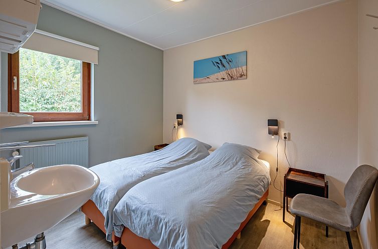 De Parel 166