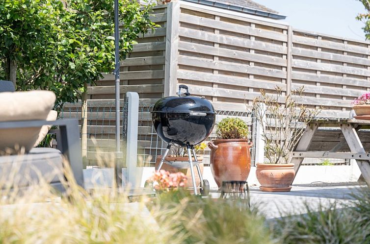 Villa  Renee 300 meter van strand  3 slaapkamers 8 bedden +g