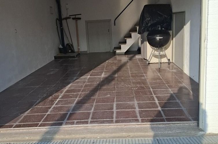 Villa  Renee 300 meter van strand  3 slaapkamers 8 bedden +g