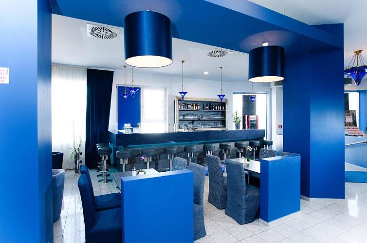 Lenas Donau Hotel