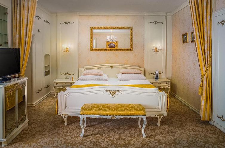 Schlosshotel Römischer Kaiser