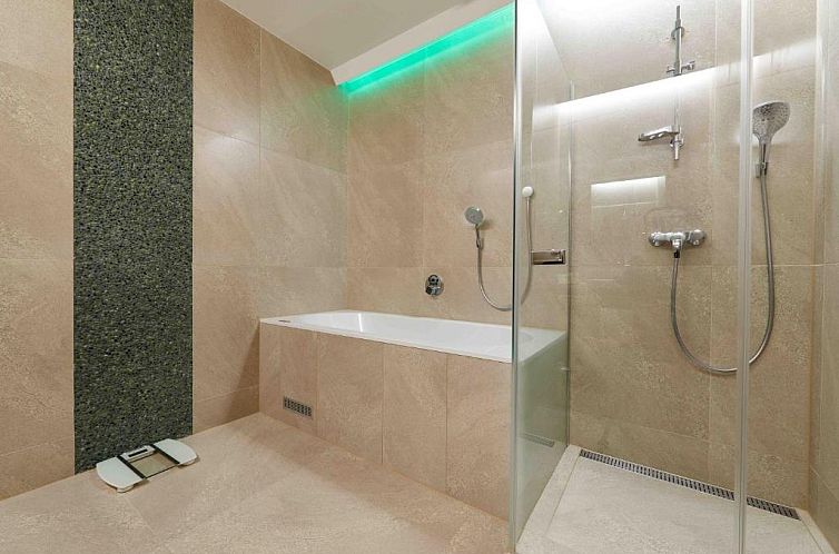 HiLight Suites Hotel