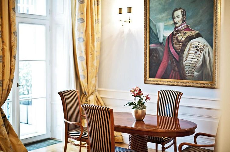 Palais Coburg Hotel Residenz