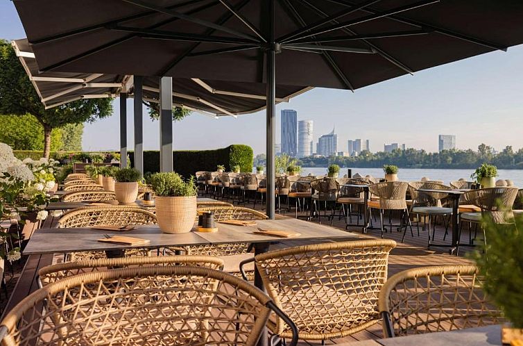 Hilton Vienna Danube Waterfront