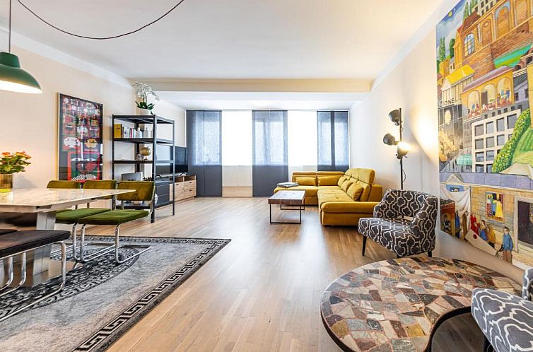 Vienna Apartment 1010