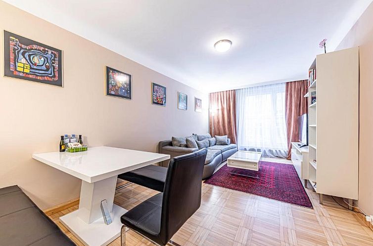 Vienna Apartment 1010