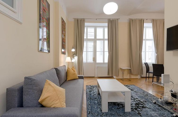Vienna Apartment 1010