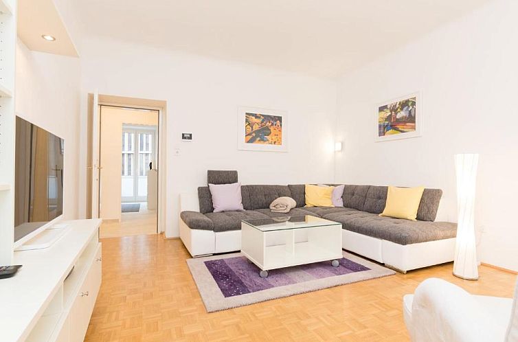 Vienna Apartment 1010