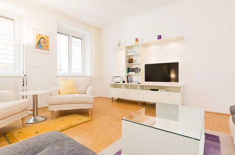 Vienna Apartment 1010