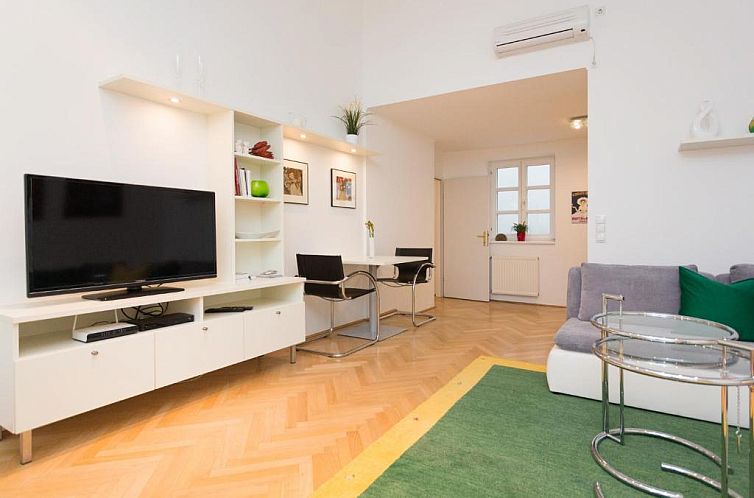 Vienna Apartment 1010