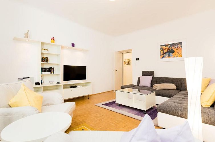 Vienna Apartment 1010
