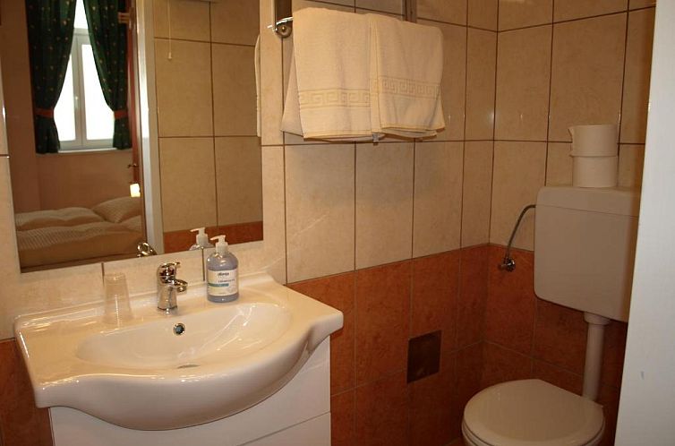 Pension Tal Studios
