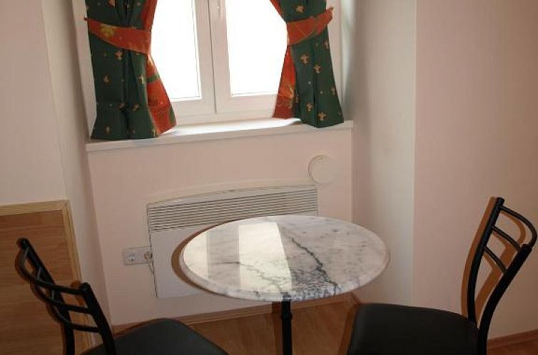 Pension Tal Studios